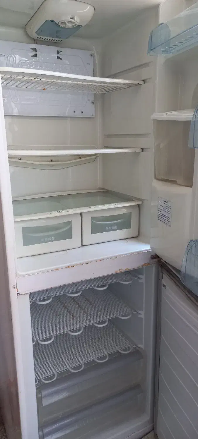 یخچال|یخچال و فریزر|رشت, استقامت ۲|دیوار