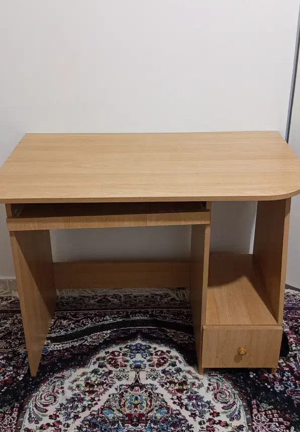 میز تحریر|میز تحریر و کامپیوتر|پاکدشت, حصار امیر|دیوار