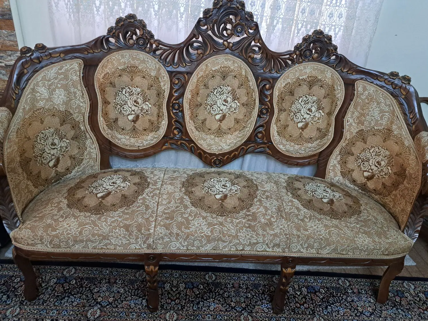 مبل سلطنتی مدل فرهی تمام چوب گردو|مبلمان خانگی و میز عسلی|تهران, بیسیم|دیوار