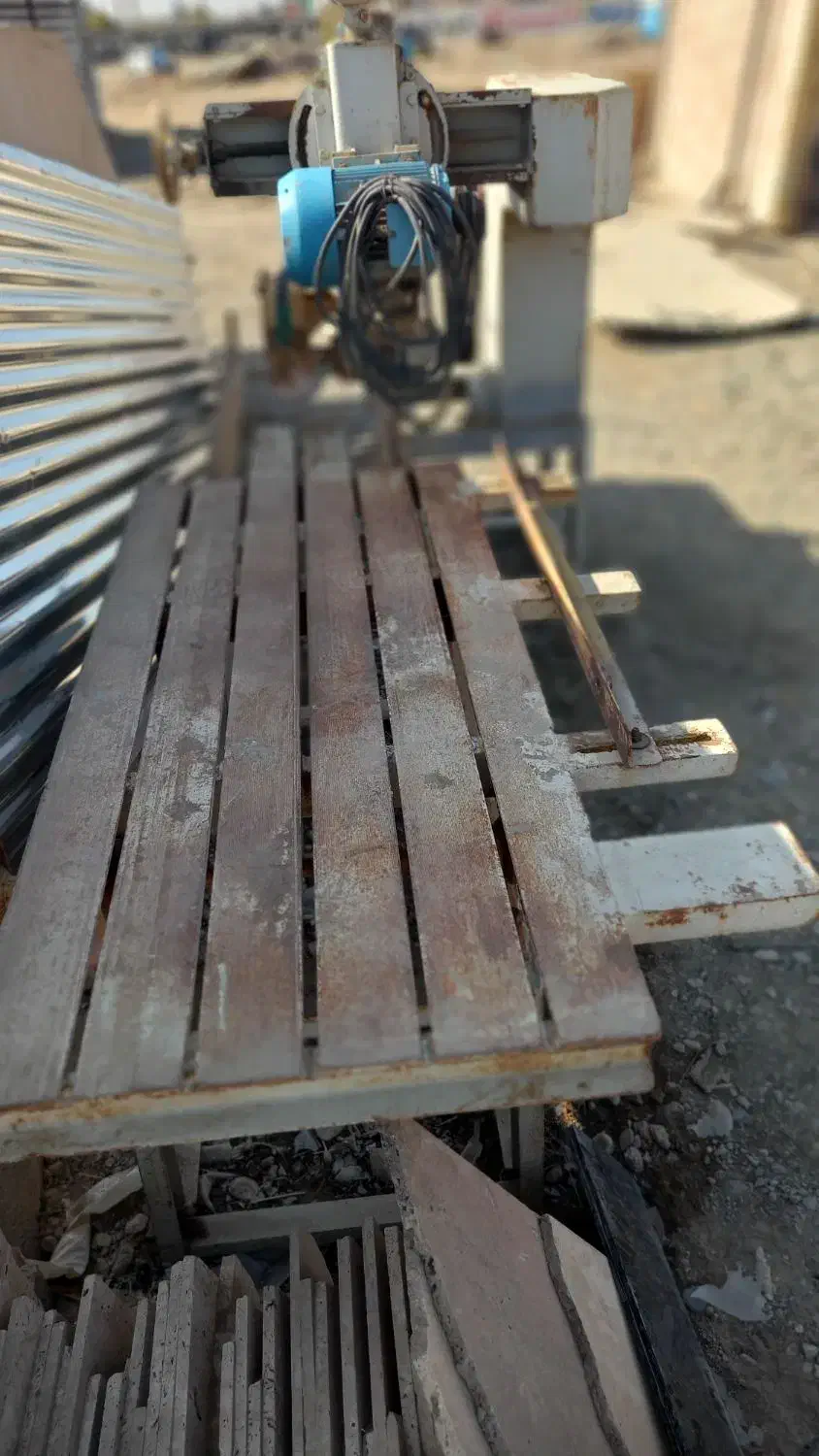 دستگاه سنگ بری فارسی بر سنگبری فاسیبر تمیز|ماشین‌آلات صنعتی|هشتگرد, شهرک افشاریه|دیوار