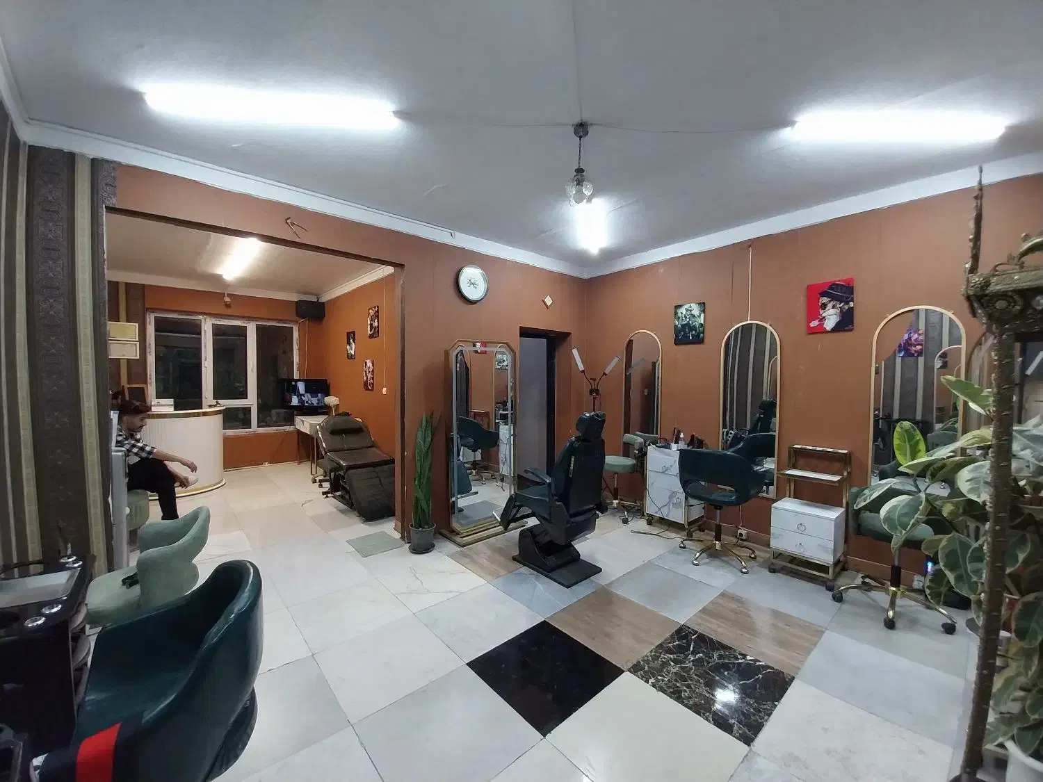 آموزشگاه آرایشگری مردانه تضمینی با مدرک بین المللی|خدمات آموزشی|تهران, نازی‌آباد|دیوار