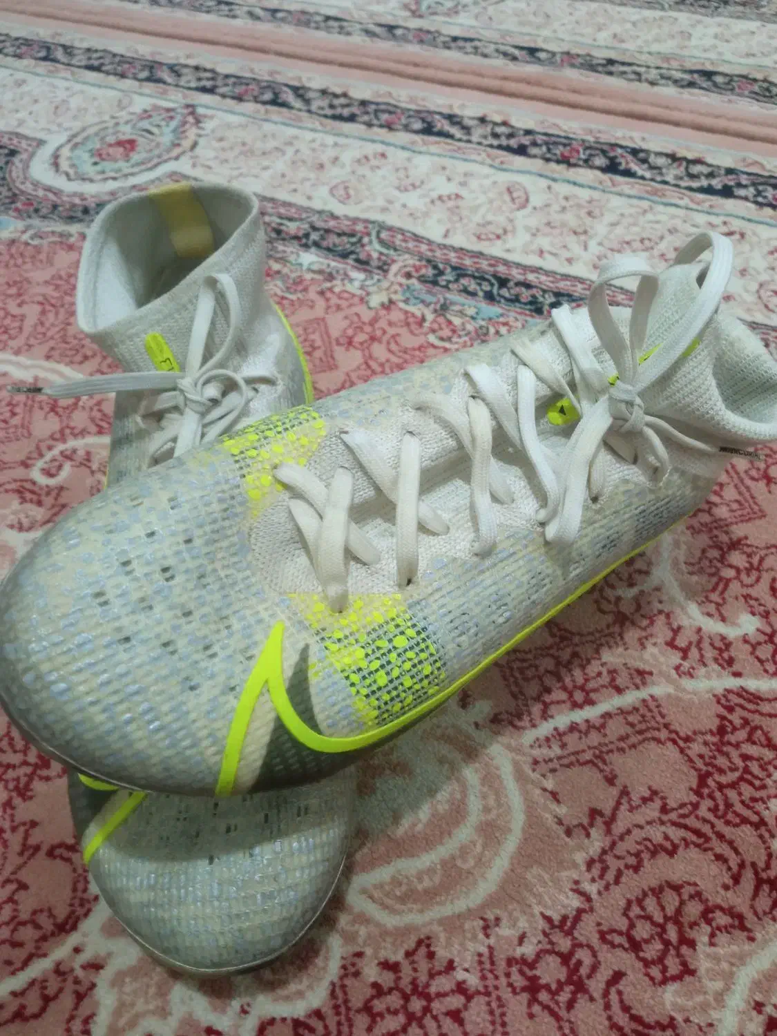 کفش فوتبال چمنی|کیف، کفش، کمربند|مریوان, |دیوار