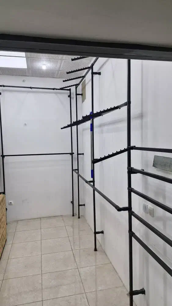 رگال دیواری و اتاق پرو، استند مانکن مدل قفس|فروشگاه و مغازه|جیرفت, |دیوار