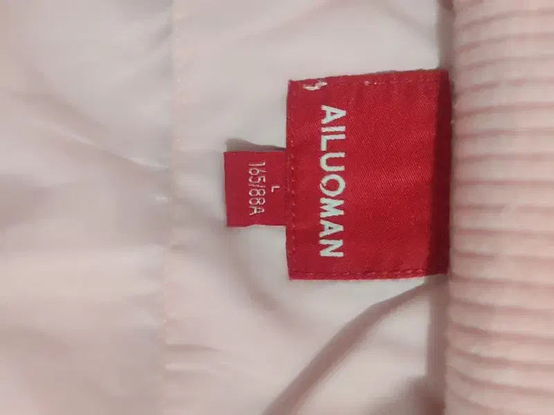 کاپشن دخترانه|لباس|کبودرآهنگ, |دیوار