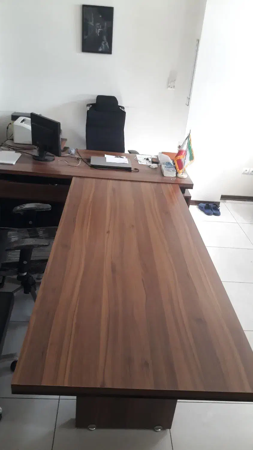 میز مدیریت و کنفرانسی|مبلمان اداری|قزوین, |دیوار