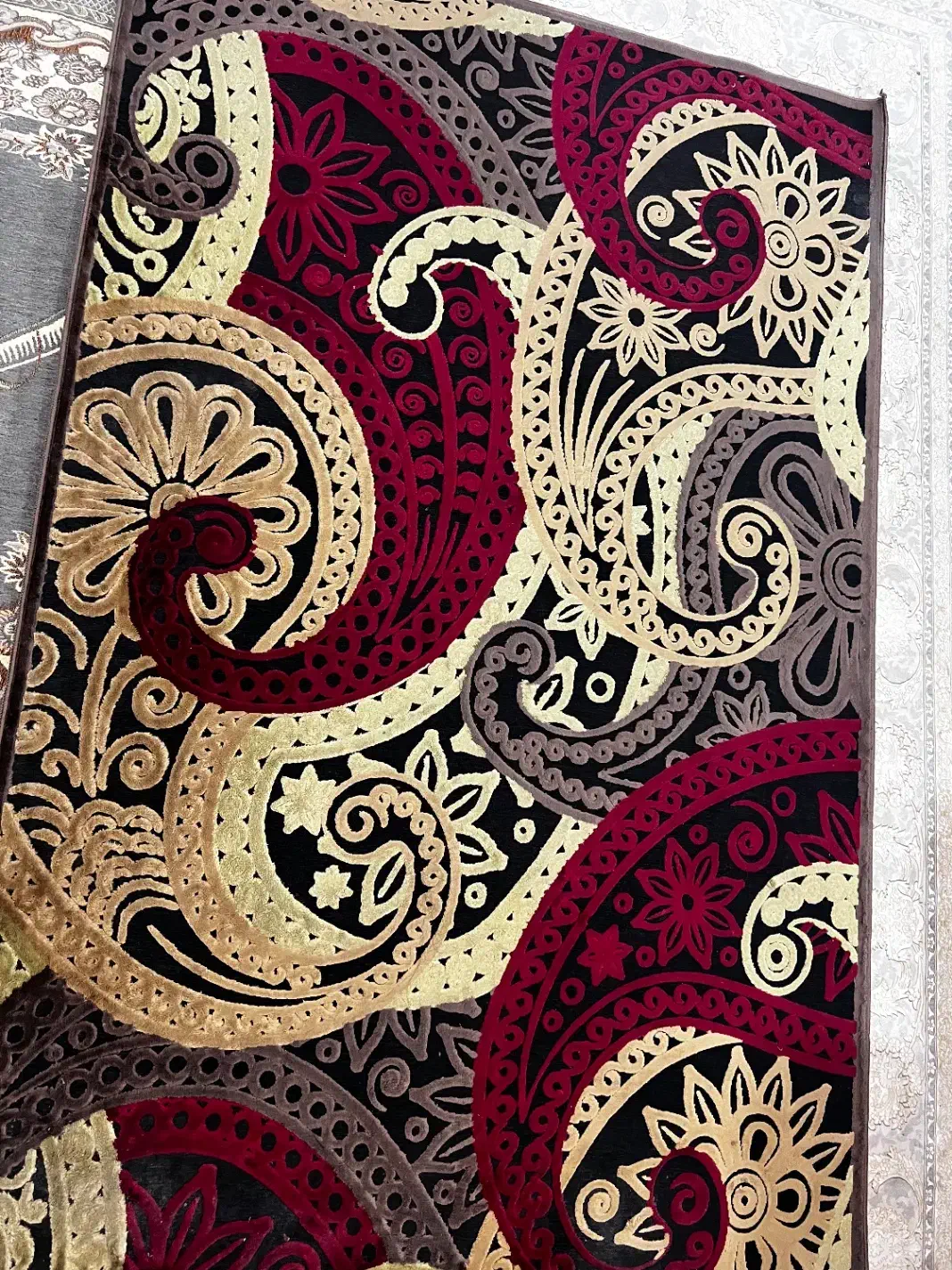 فرش ۴ متری|فرش|کیش, |دیوار