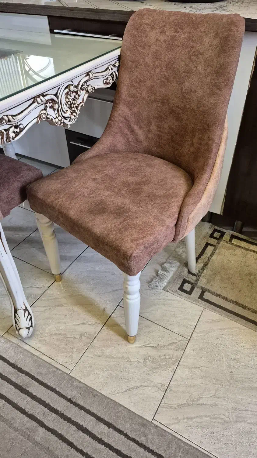 ۳ عدد صندلی ناهار خوری و میزبان چستر|میز و صندلی غذاخوری|تهران, سلسبیل جنوبی|دیوار