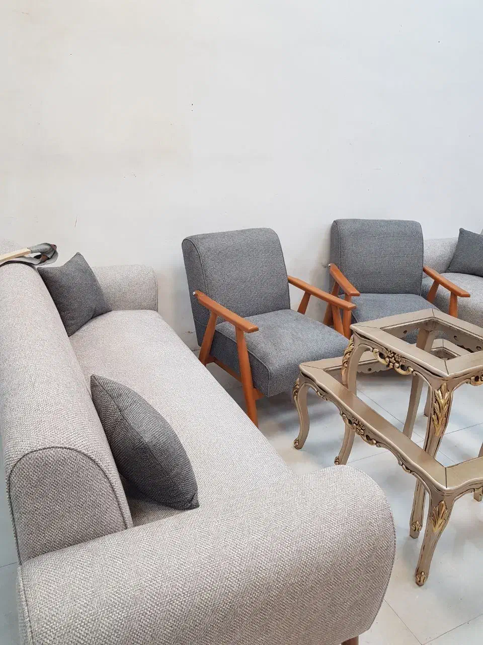 مبل راحتی هوگو کاملا نو|مبلمان خانگی و میز عسلی|بابل, |دیوار