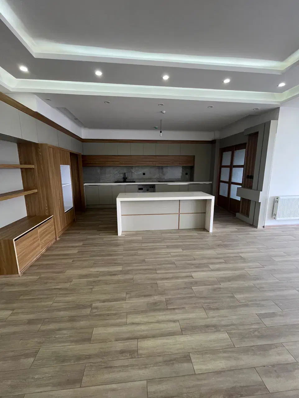 ۱۹۰ متر/ایمن/برندساز/گلسار|پیش‌فروش املاک|رشت, گلسار|دیوار