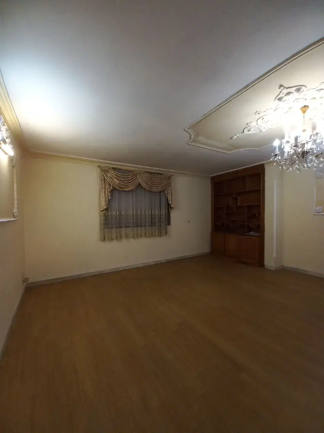 واحد / تجاری / ۱۷۰متری / گاز|اجارهٔ دفتر کار، اتاق اداری، مطب|رشت, منظریه|دیوار