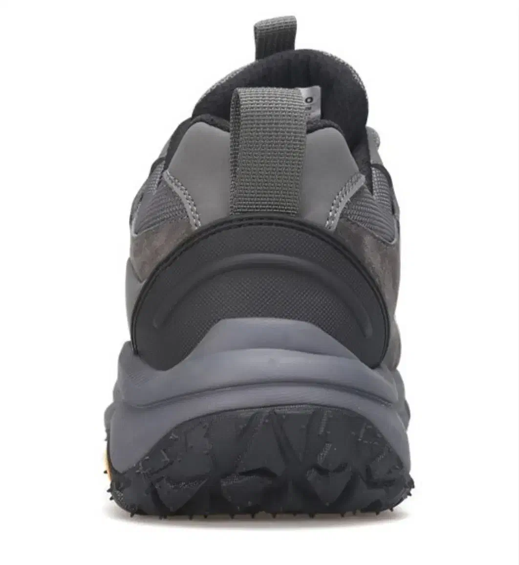 کتانی هامتو آک|کیف، کفش، کمربند|قم, بنیاد|دیوار