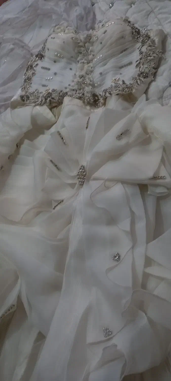 لباس عروس|لباس|نجف‌آباد, سعدی|دیوار