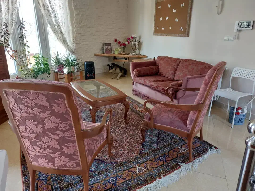 مبل نیم ست|مبلمان خانگی و میز عسلی|کرج, چمن|دیوار