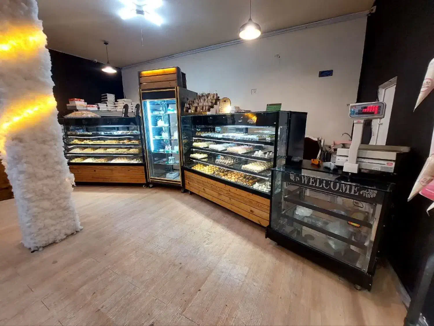 یخچال۲متری ایستاده|فروشگاه و مغازه|قم, نخودی|دیوار