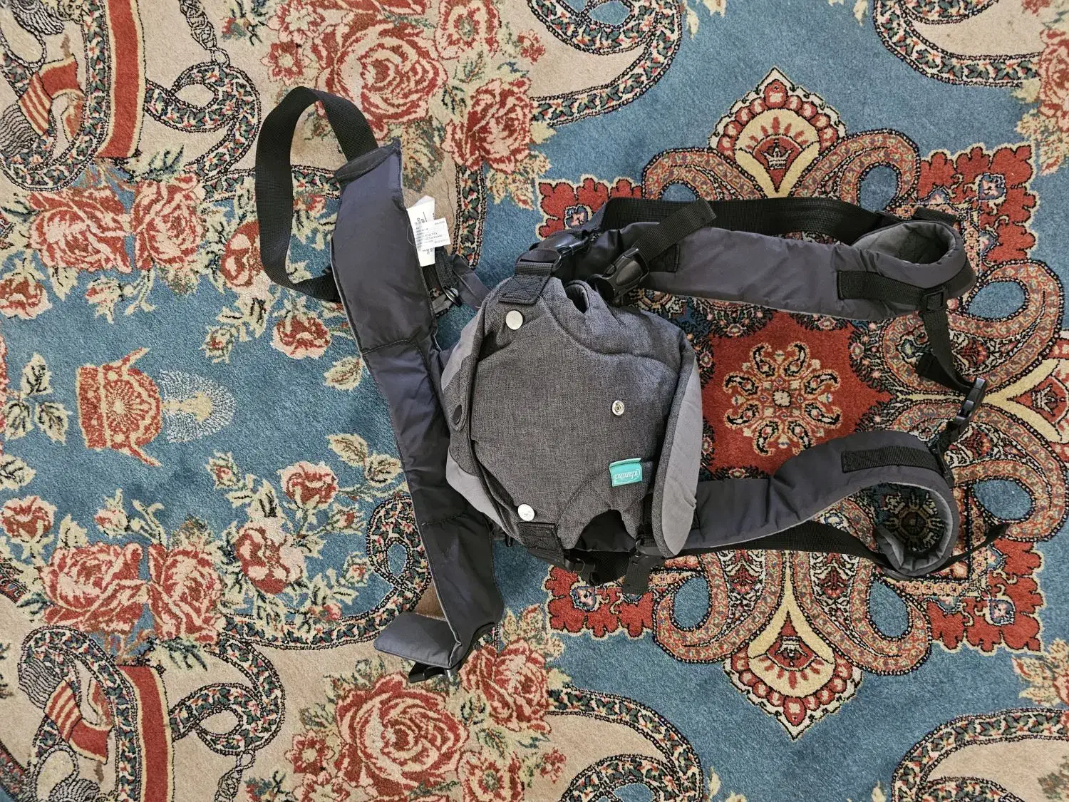 آغوشی|اسباب و اثاث بچه|تهران, صادقیه|دیوار