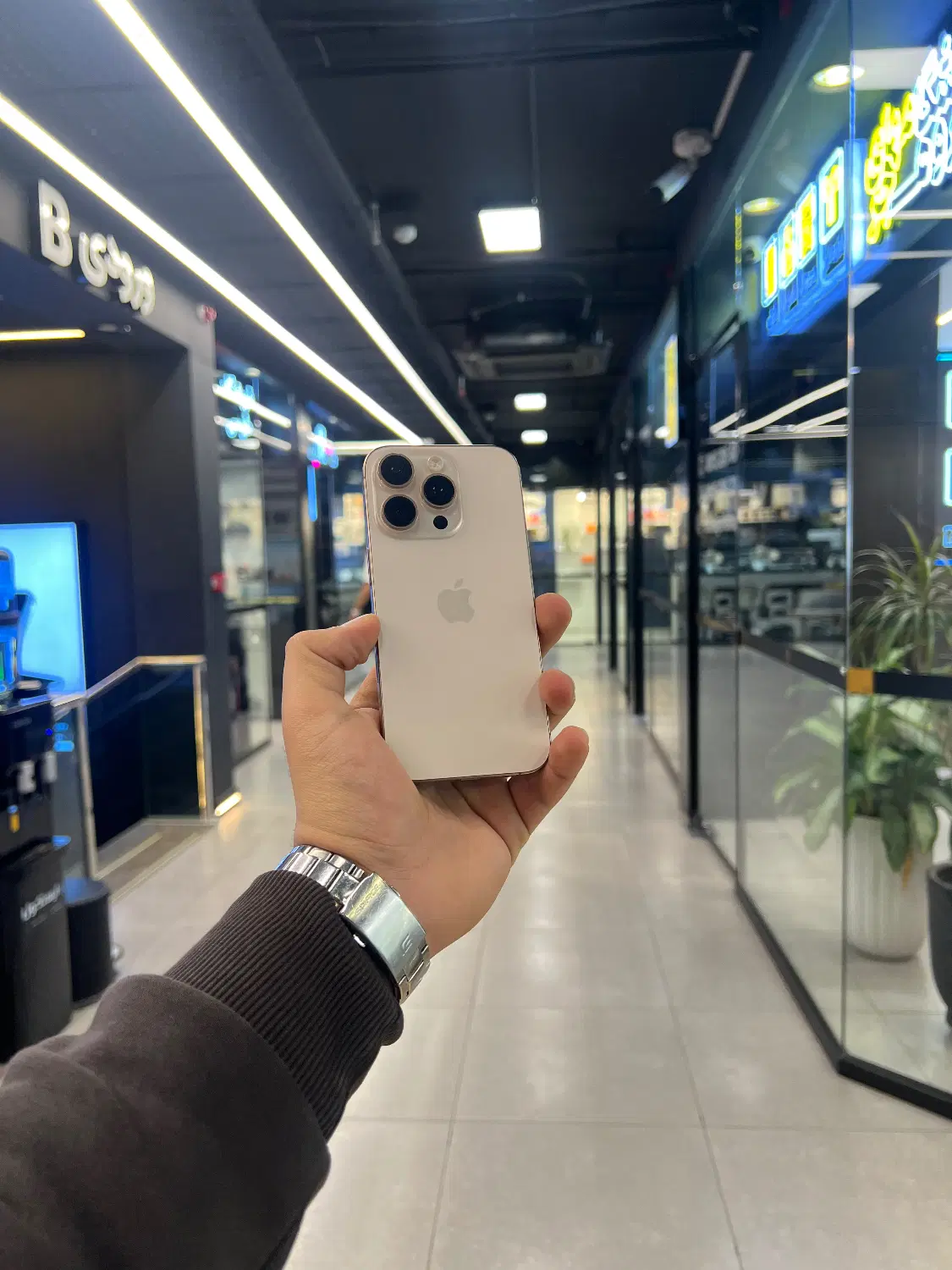 iPhone 16 Pro 256 za/a|موبایل|مشهد, بهشت|دیوار