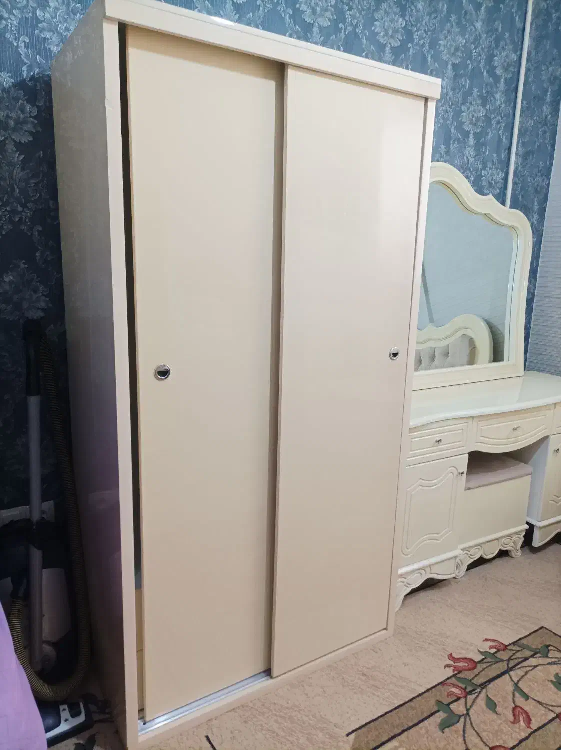 سرویس چوب|تخت و سرویس خواب|آشخانه, |دیوار