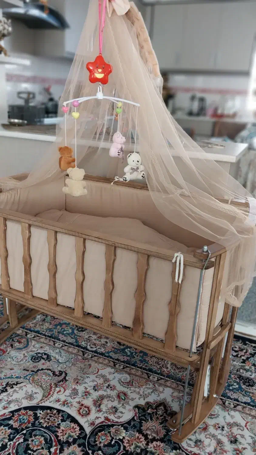 گهواره|تخت و صندلی بچه|زنجان, |دیوار