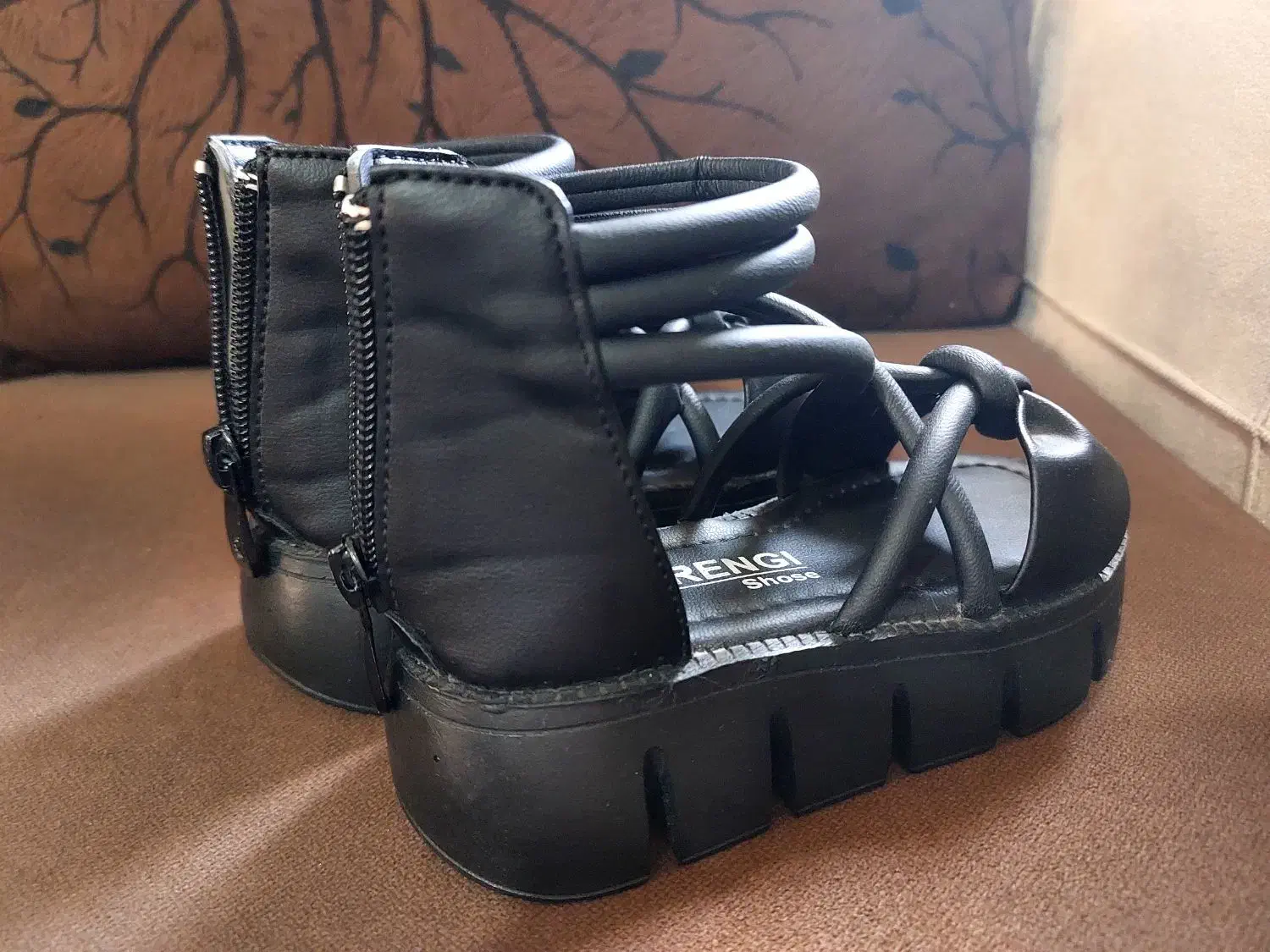 کفش بچگانه|کفش و لباس بچه|آمل, |دیوار