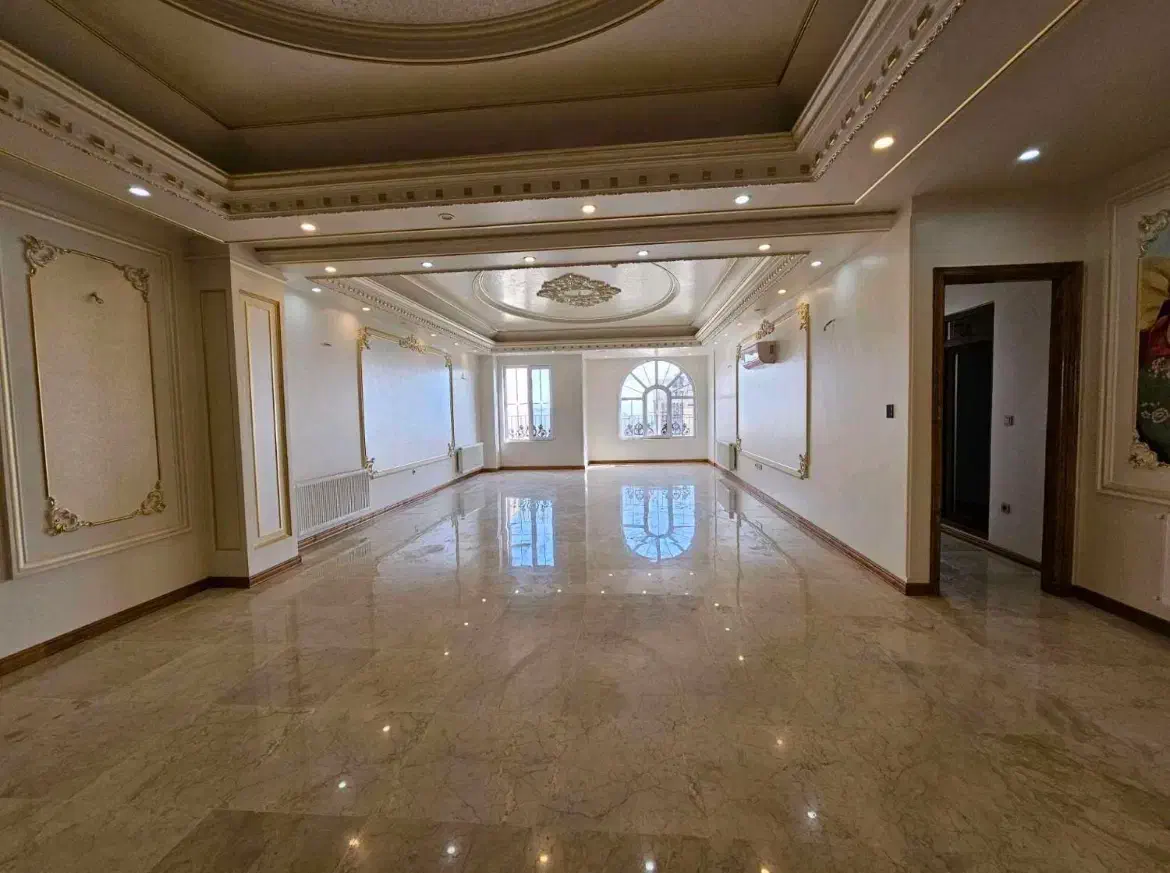 ۱۶۸متر/عظیمیه/کلید اول/تماما رو به نما/تاپ لوکیشن|فروش آپارتمان|کرج, عظیمیه|دیوار