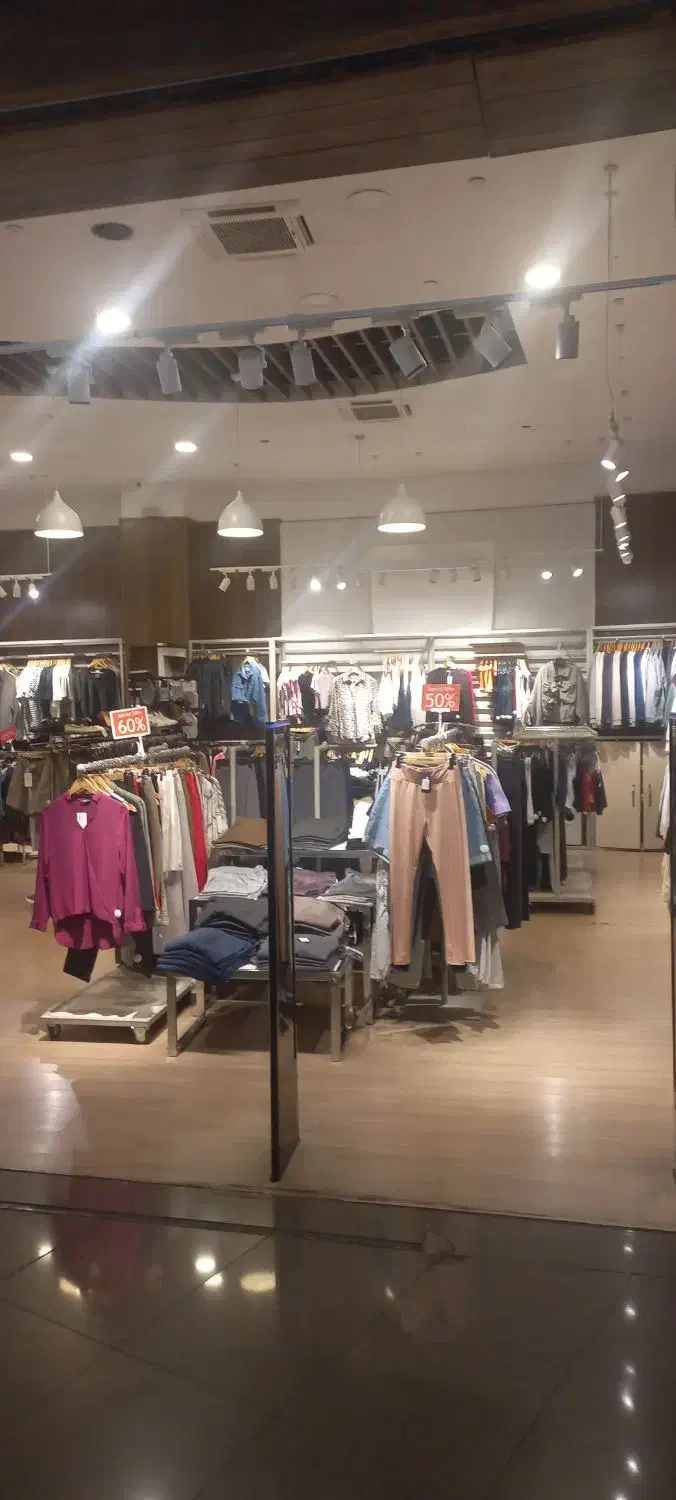 فروشنده خانم|استخدام خدمات فروشگاه و رستوران|تهران, تجریش|دیوار