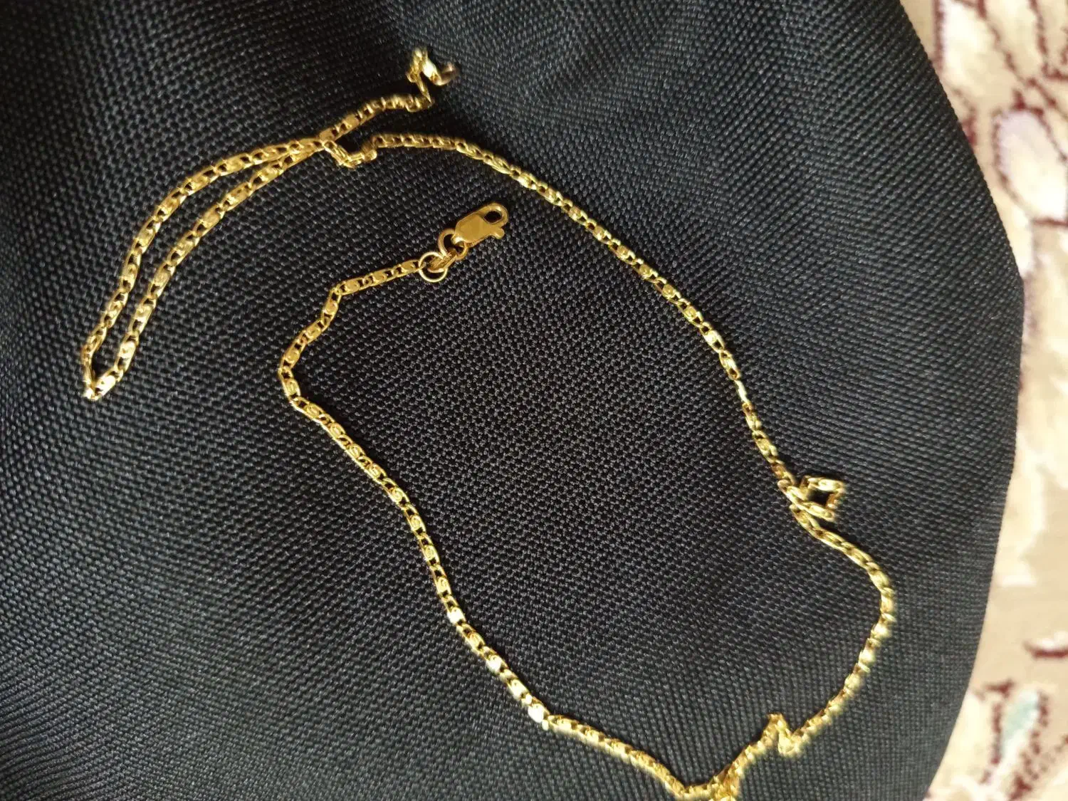 گردنبد|جواهرات|بروجرد, |دیوار