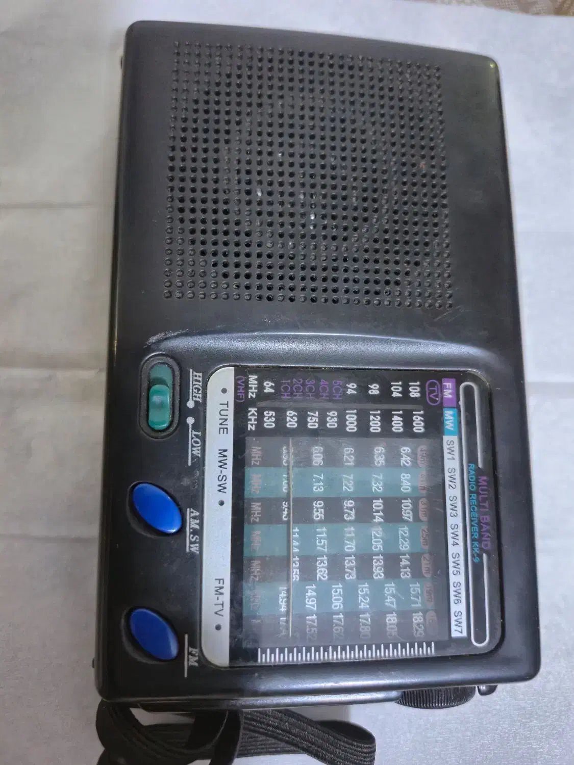 رادیو قدیمی سالم|کلکسیون اشیاء عتیقه|کیش, |دیوار