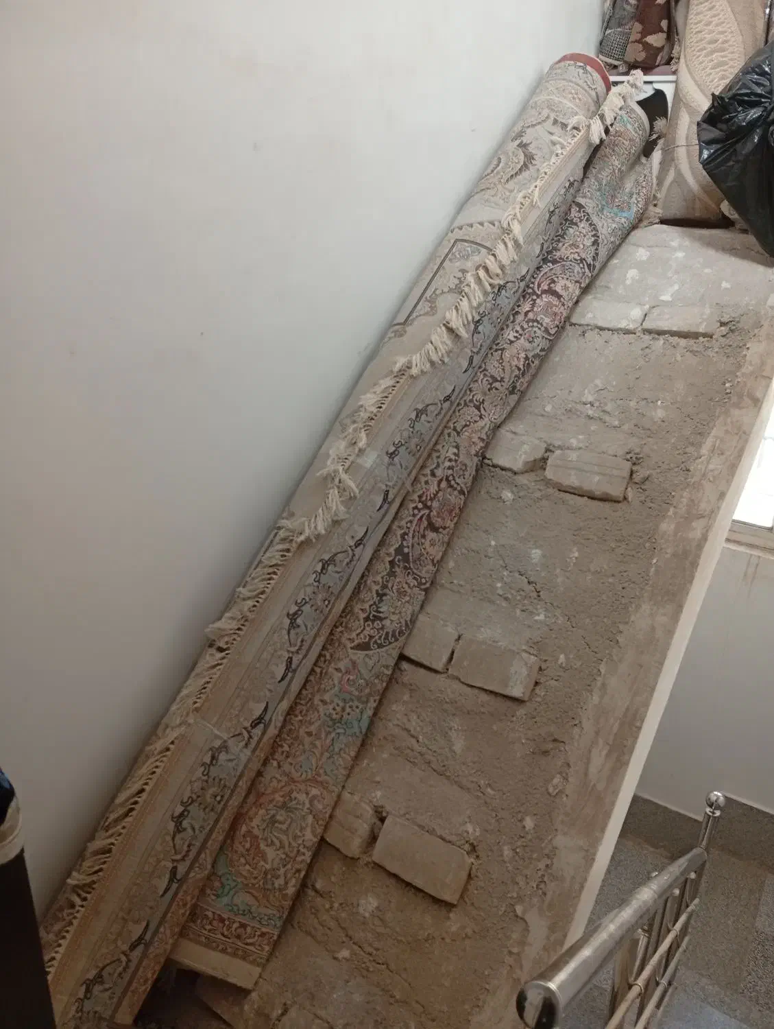 فروش فرش در حد نو|فرش|شیراز, گویم|دیوار