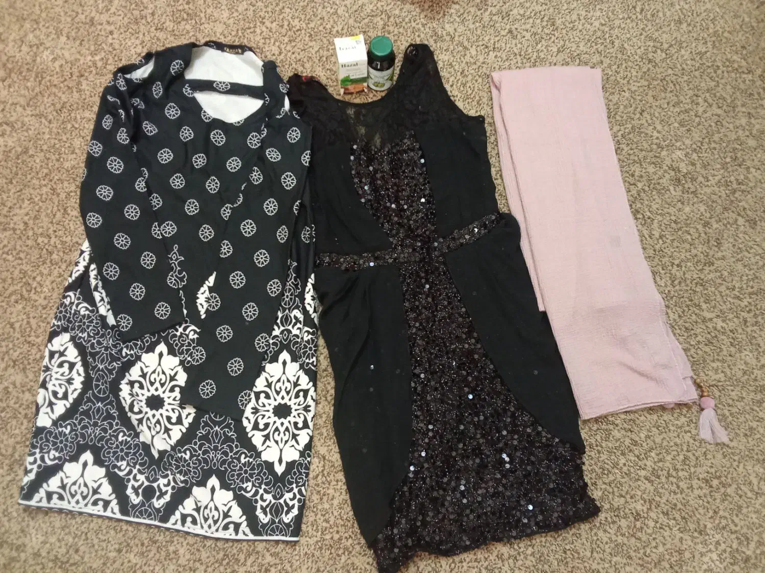 لباس|لباس|کازرون, |دیوار