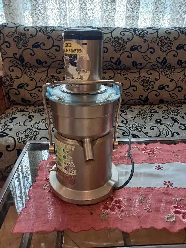 آب میوه گیری گاسترو بک|کافیشاپ و رستوران|تهران, پرستار|دیوار