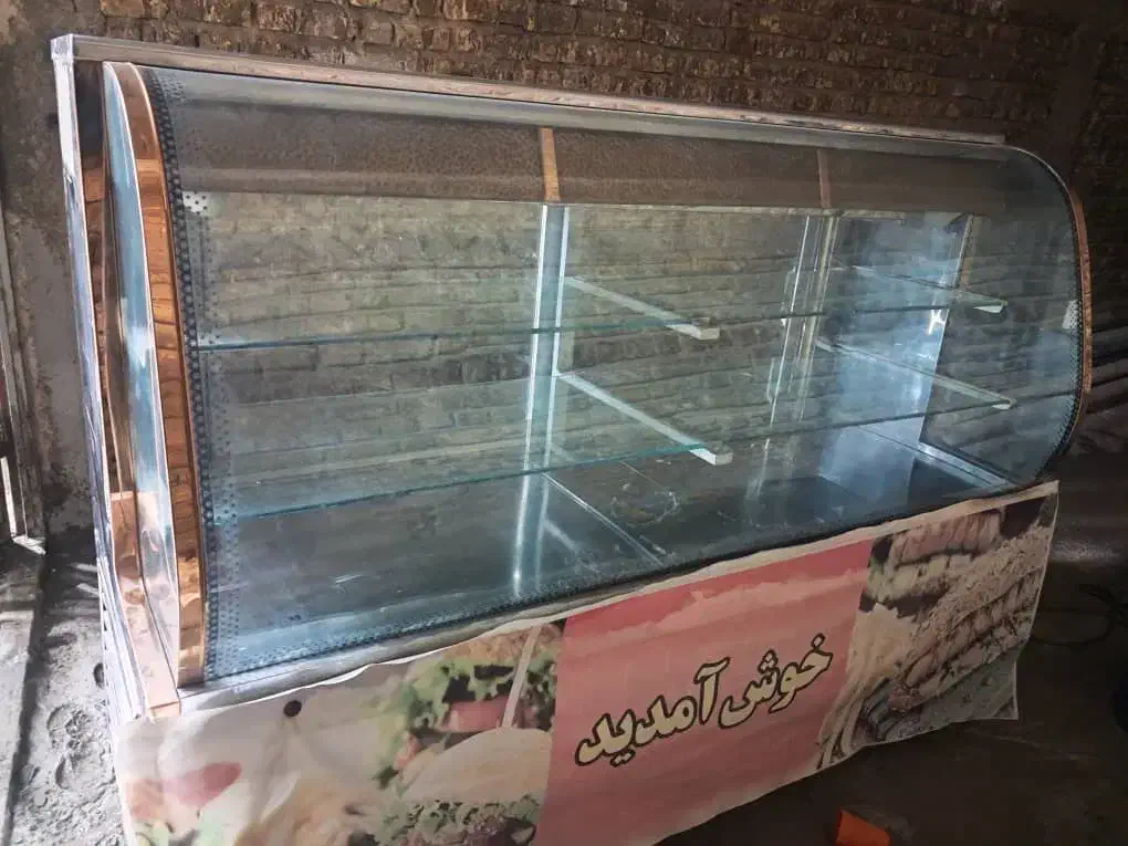 فروش یخچال فریزر ویترینی|فروشگاه و مغازه|شیراز, سلطان آباد|دیوار