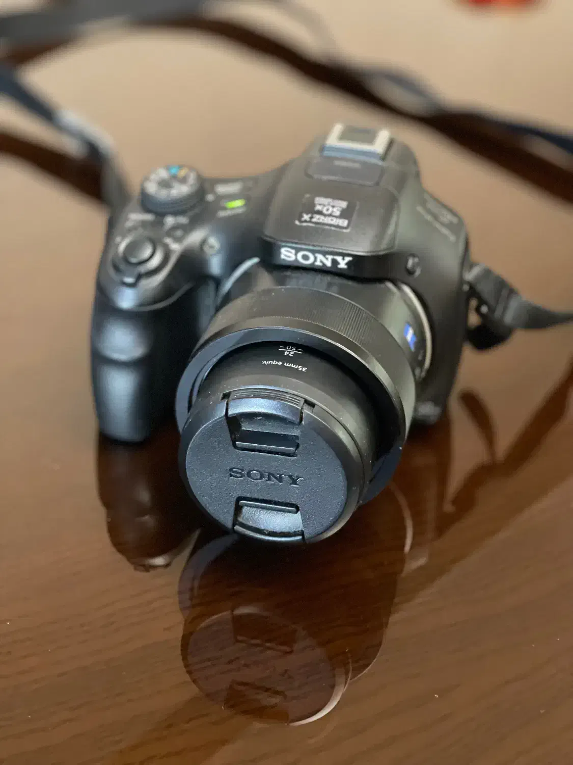 دوربین حرفه ای sony معاوضه با گوشی|دوربین عکاسی و فیلمبرداری|کیش, |دیوار