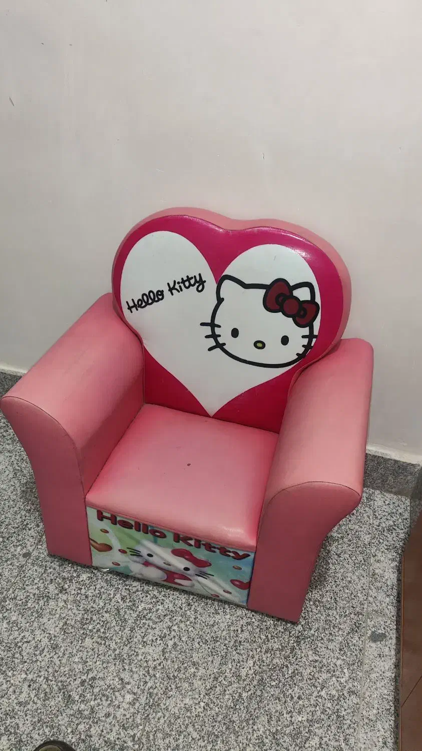 صندلی بچه گانه|تخت و صندلی بچه|ارومیه, |دیوار