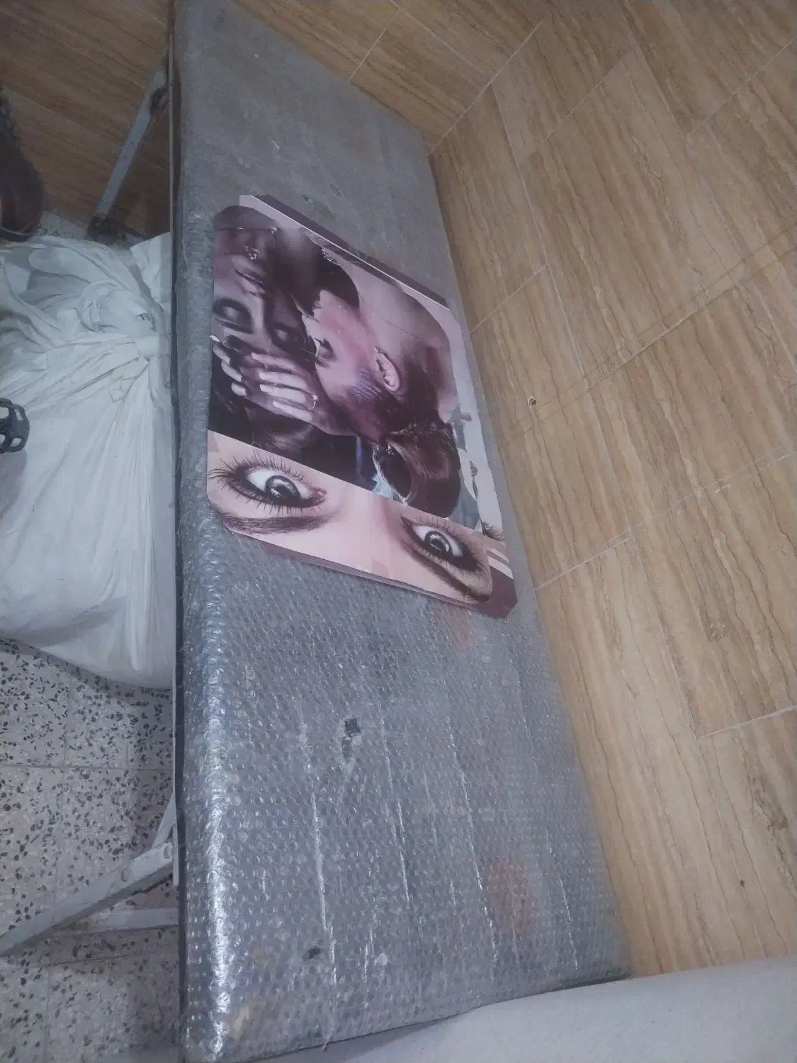 میز آرایشی و پاف و تخت اپلاسیون وصندلی اصلاح|آرایشگاه و سالنهای زیبایی|آبپخش, |دیوار