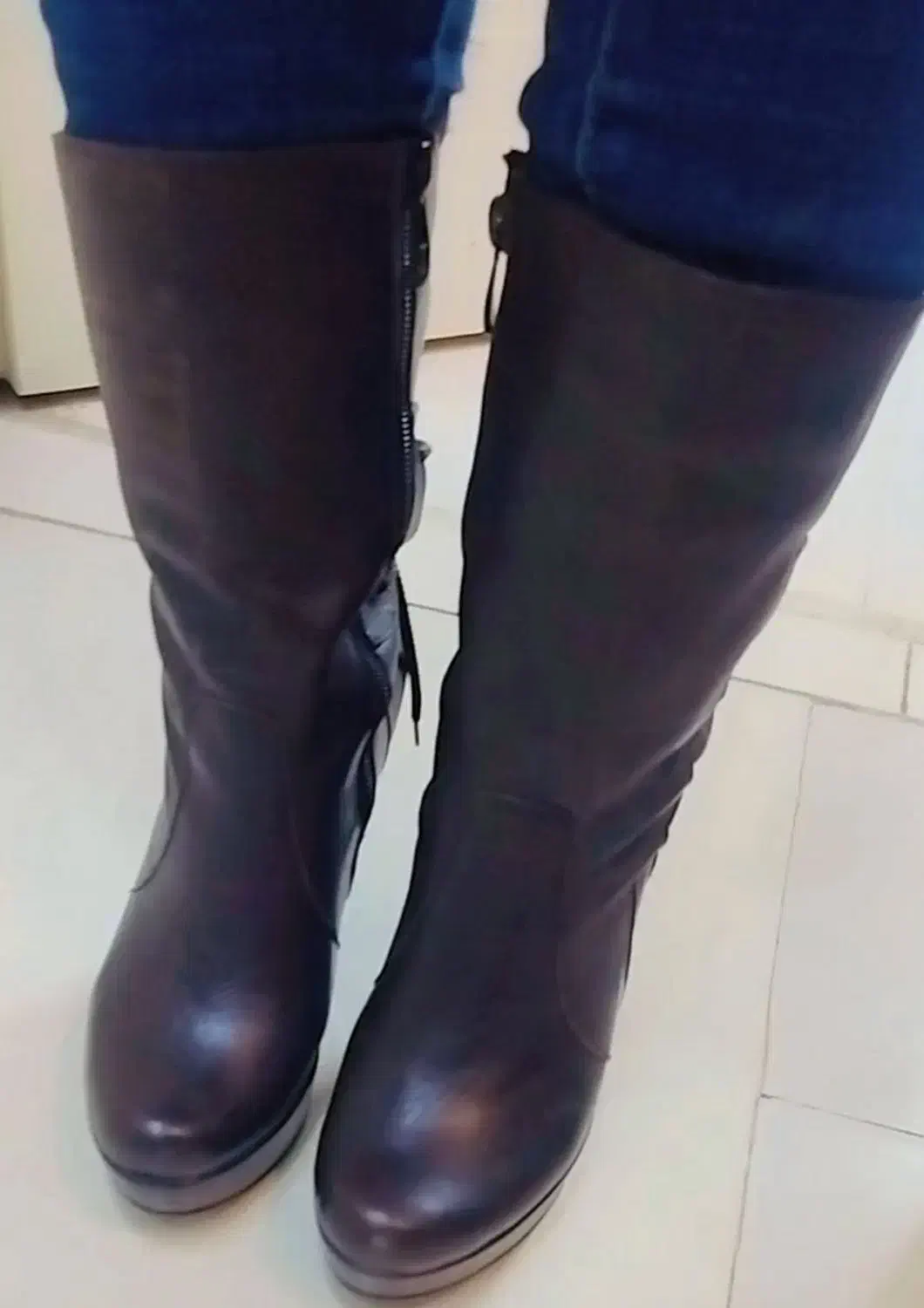 چکمه یا بوت|کیف، کفش، کمربند|مشهد, سمزقند|دیوار