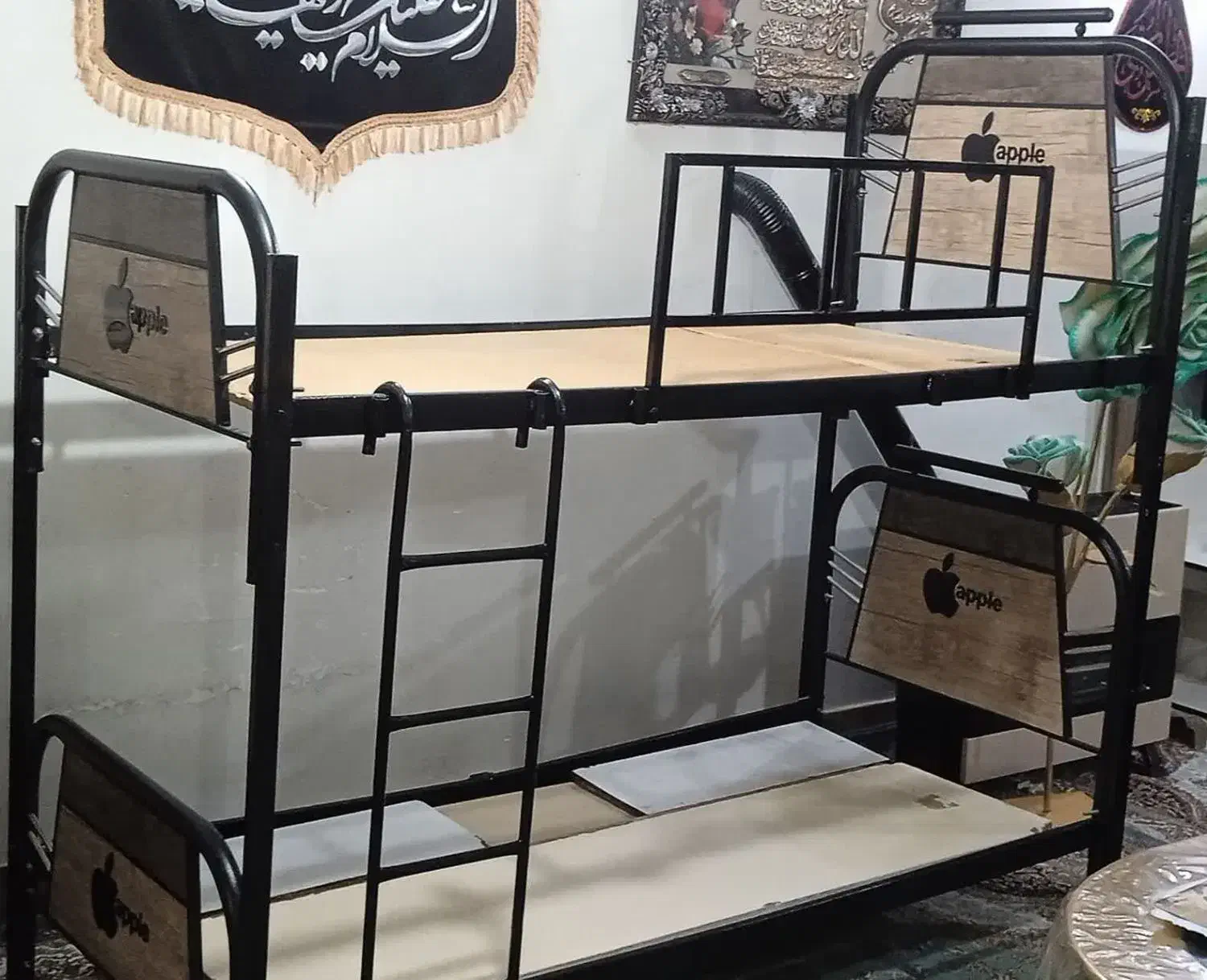 تخت دو طبقه|تخت و سرویس خواب|مشهد, شهید قربانی|دیوار