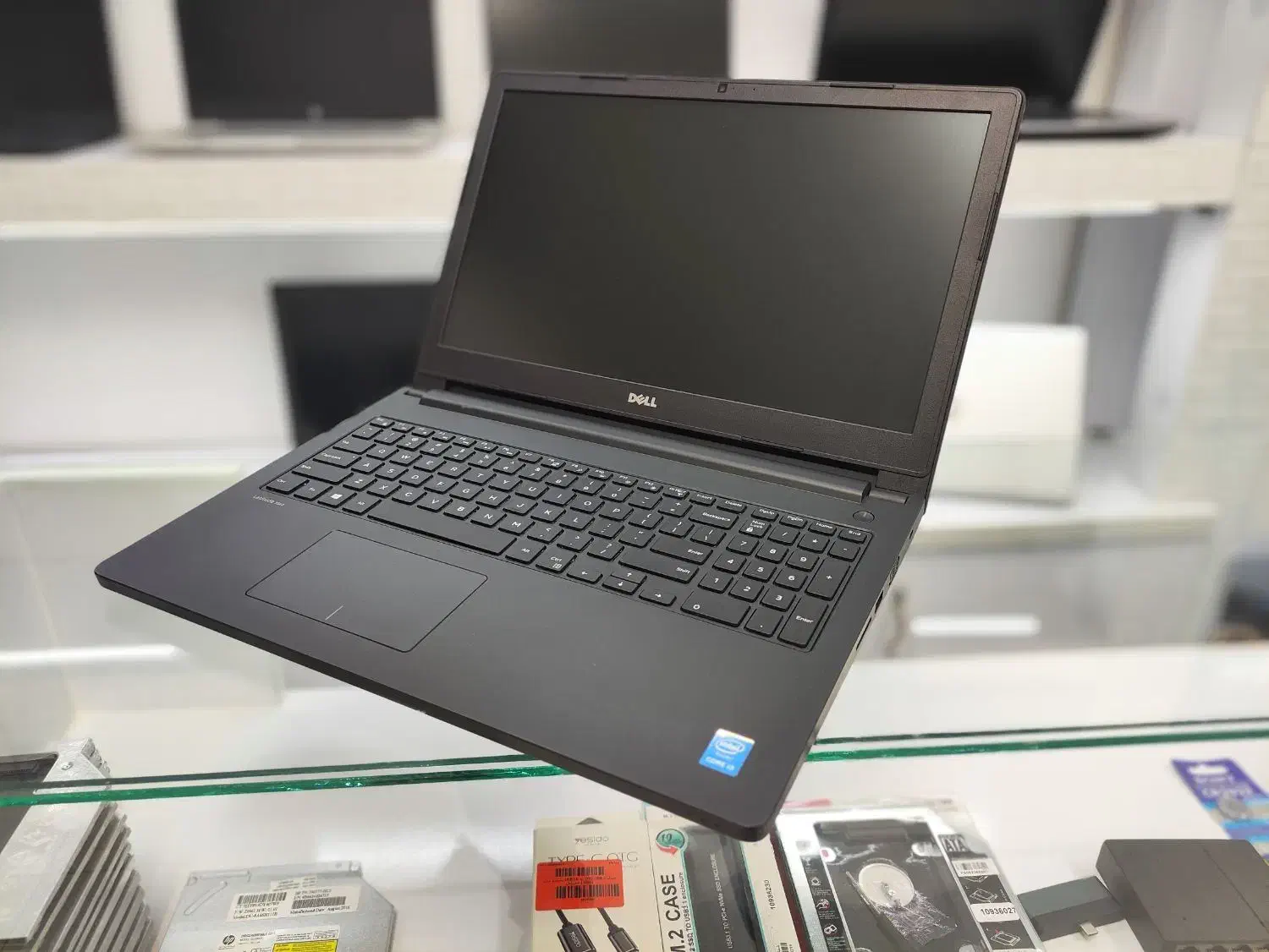 Dell i3/ram8/ssd256 نسل پنجم|رایانه همراه|نیشابور, شهرک فرهنگیان|دیوار