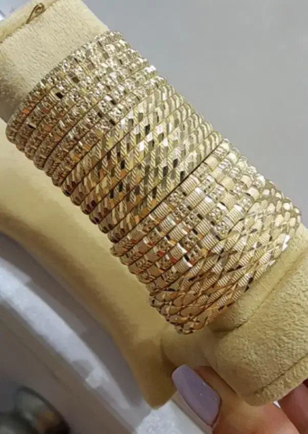 النگو بچگانه رنگ ثابت|بدلیجات|قزوین, |دیوار