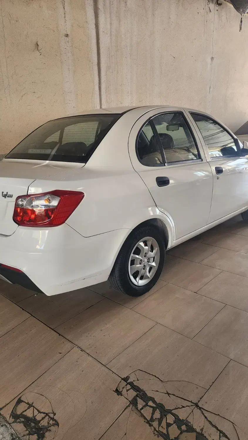 ساینا مدل 1402|خودرو سواری و وانت|یزد, |دیوار