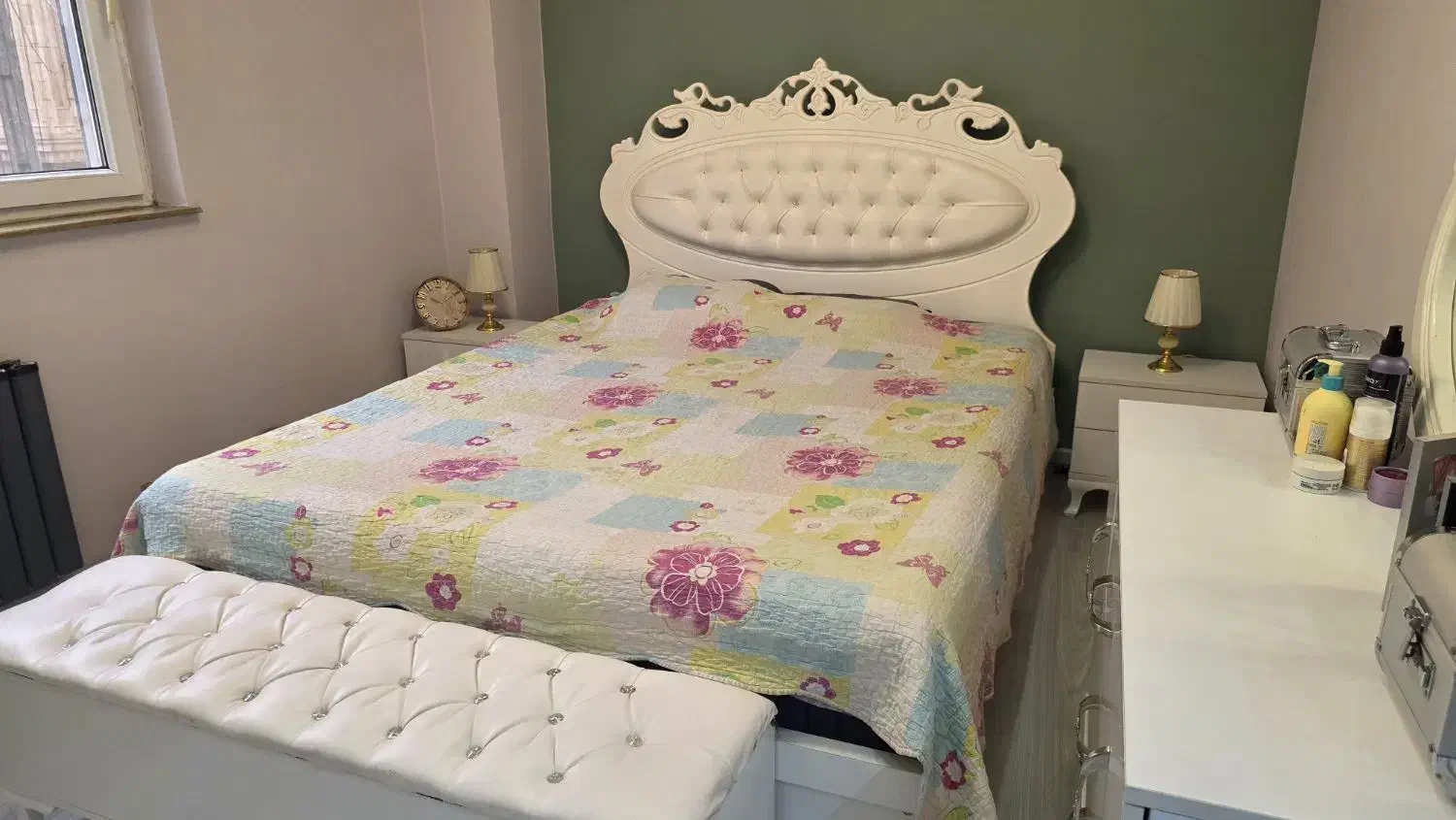 سرویس تخت دو نفره|تخت و سرویس خواب|رشت, معلم|دیوار