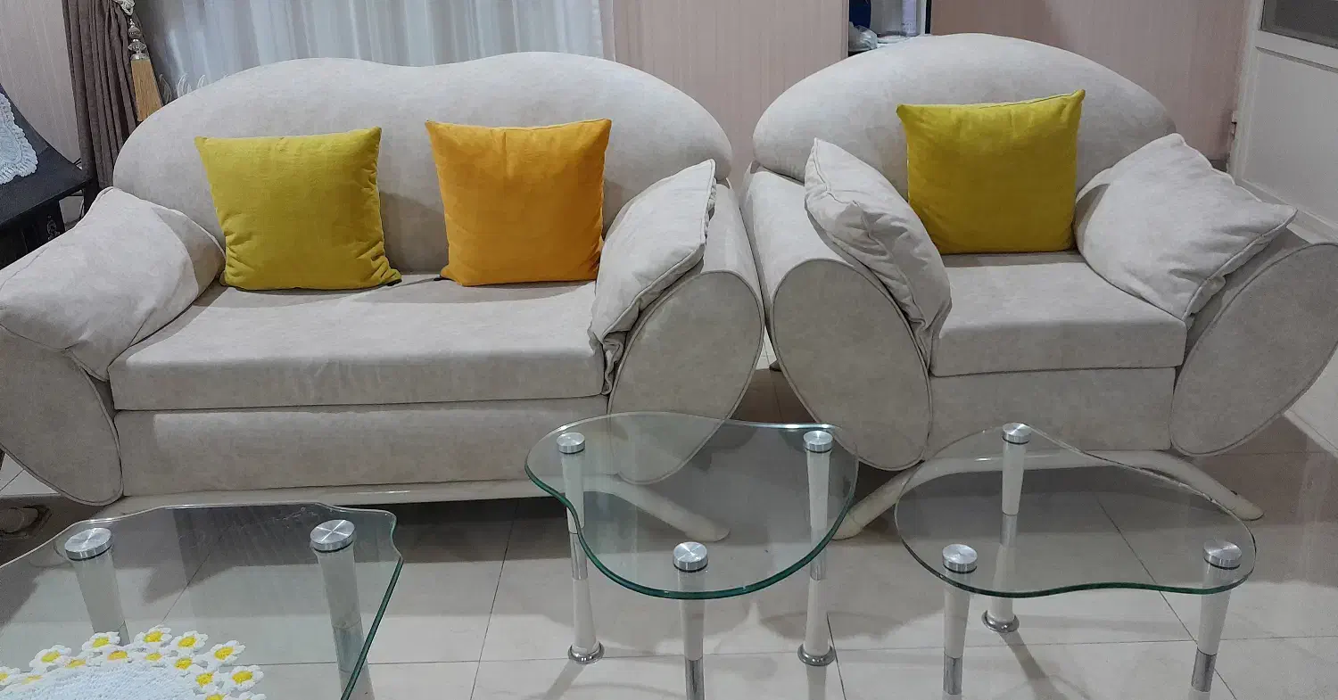 فروش مبل ۷ نفره (با روکش جدید)|مبلمان خانگی و میز عسلی|لار, |دیوار