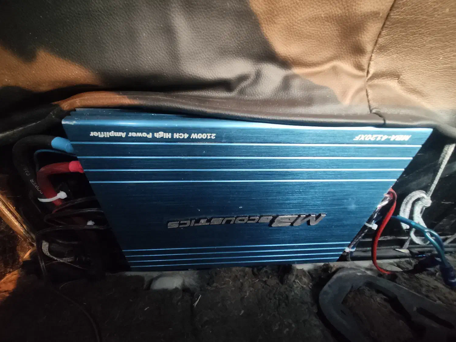 آمپلی|قطعات یدکی و لوازم جانبی|رشت, منظریه|دیوار