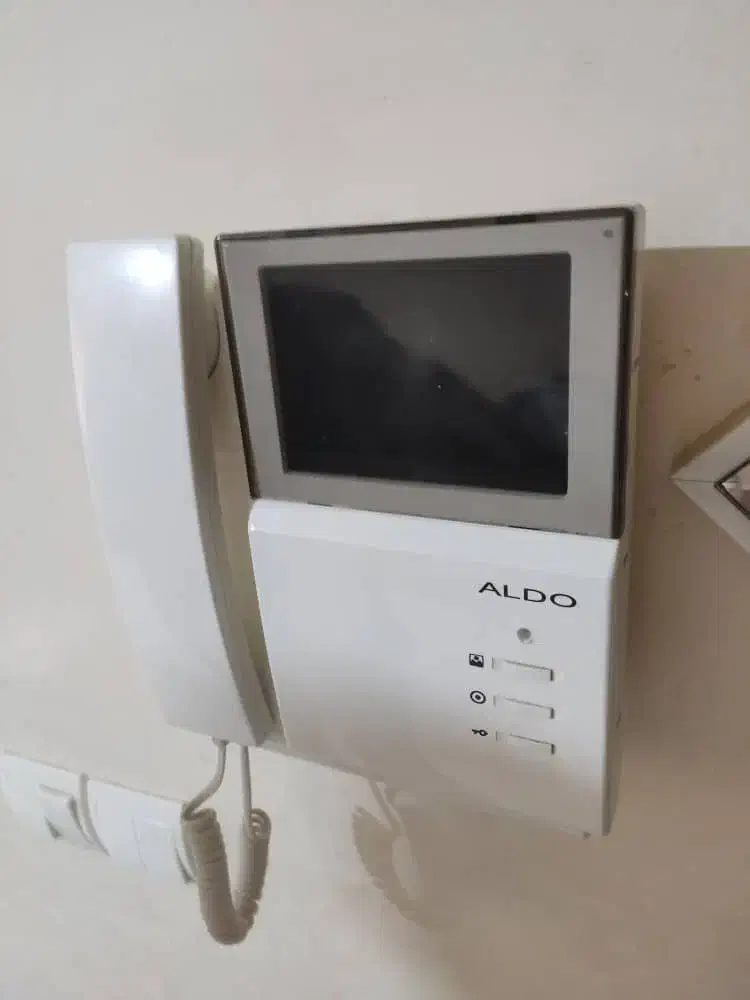 تعمیرات آیفون های صوتی و تصویری دوربین مداربسته|خدمات پیشه و مهارت|بندرعباس, |دیوار