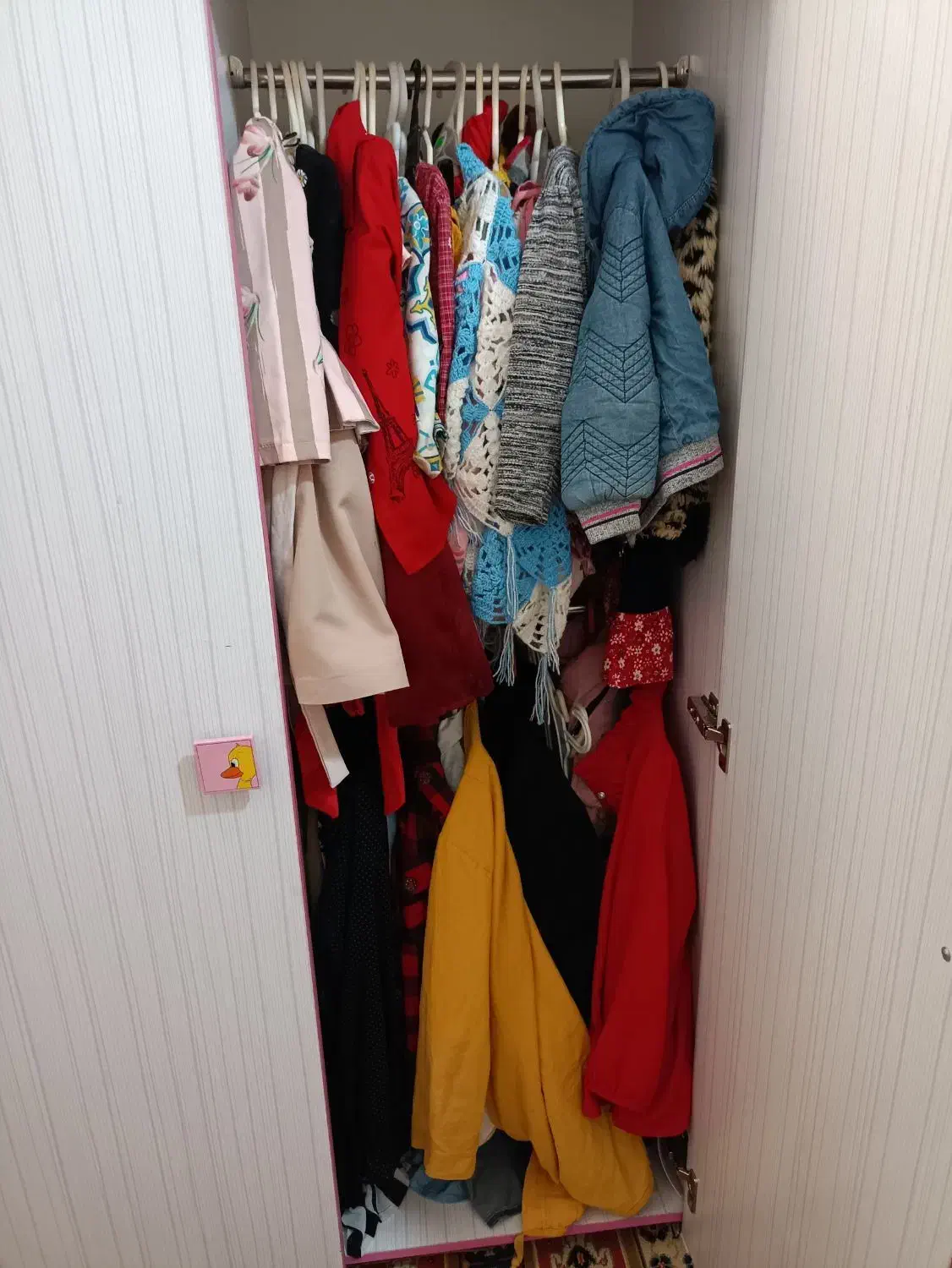 ویترین کمد و کتابخانه جنسMDF|اسباب و اثاث بچه|اصفهان, گرکان|دیوار