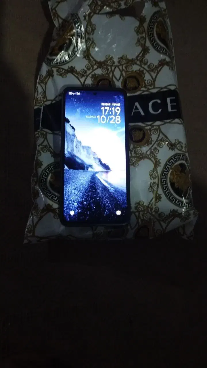 گوشی نوت 13 با گارانتی درحد خشک|موبایل|گنبد کاووس, |دیوار