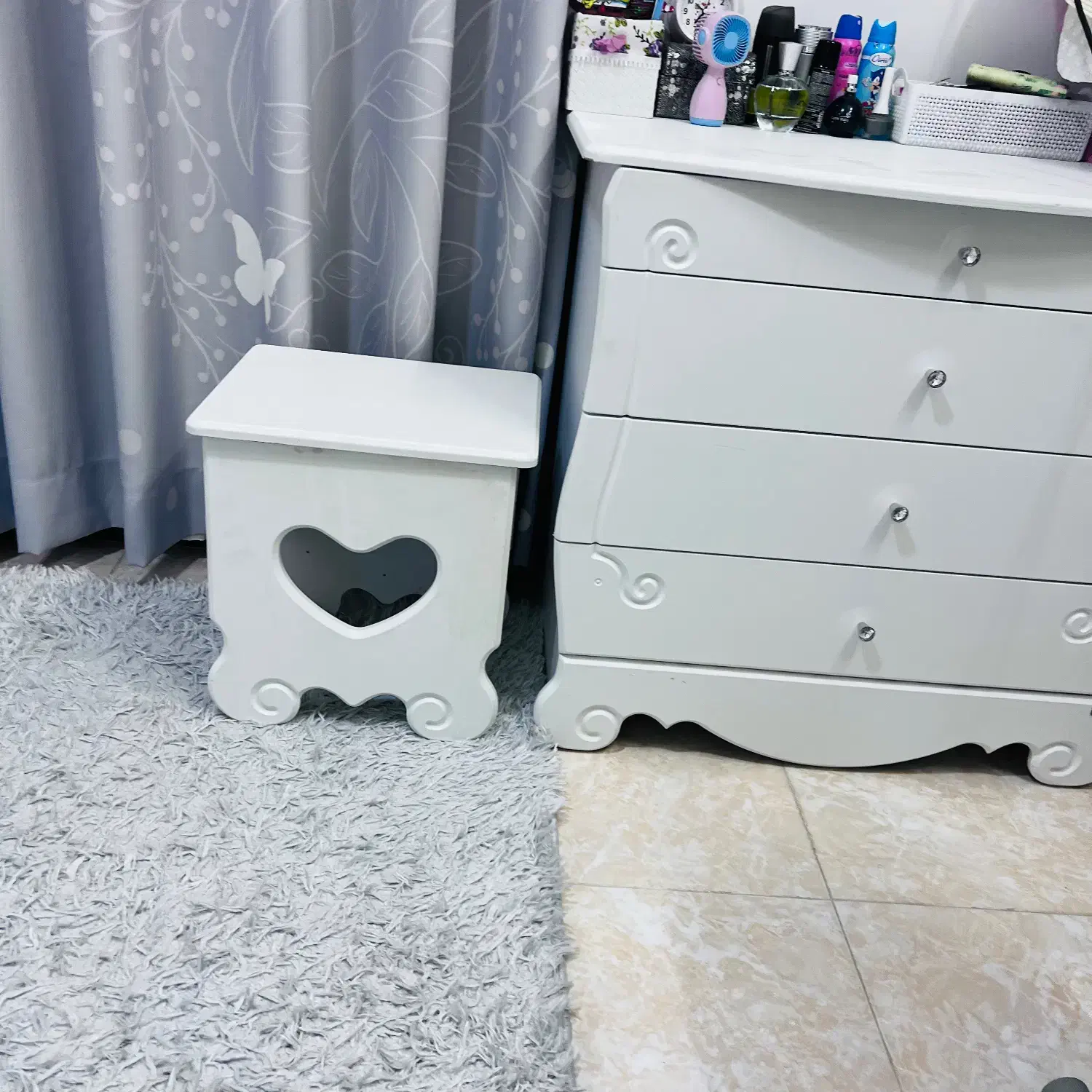 تختخواب و میز آرایش و کمد عروسک و کمد لباس|تخت و سرویس خواب|دابودشت, |دیوار