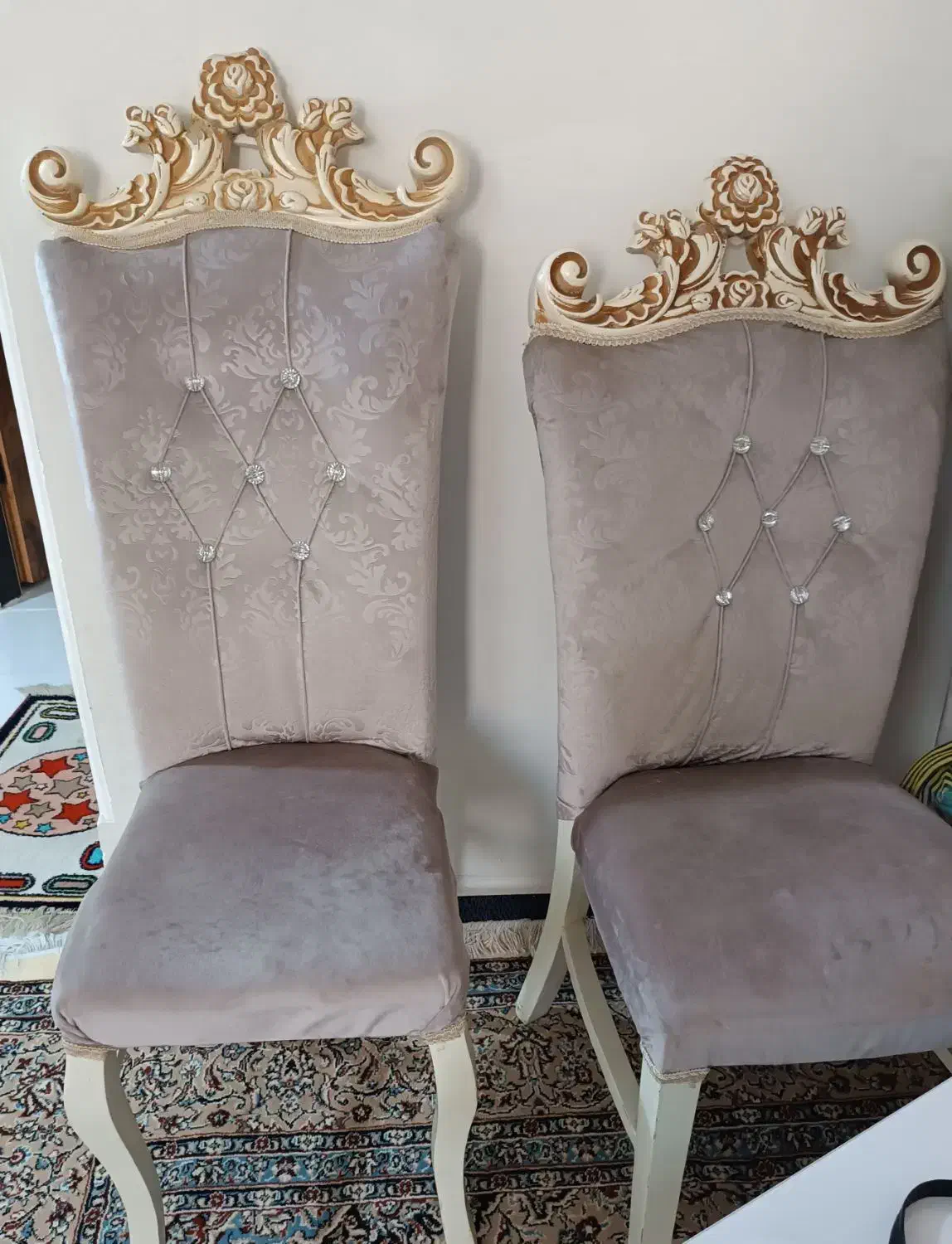 صندلی سالم زیر قیمت دونه ای ۳۰۰تومن|میز و صندلی غذاخوری|صباشهر, |دیوار