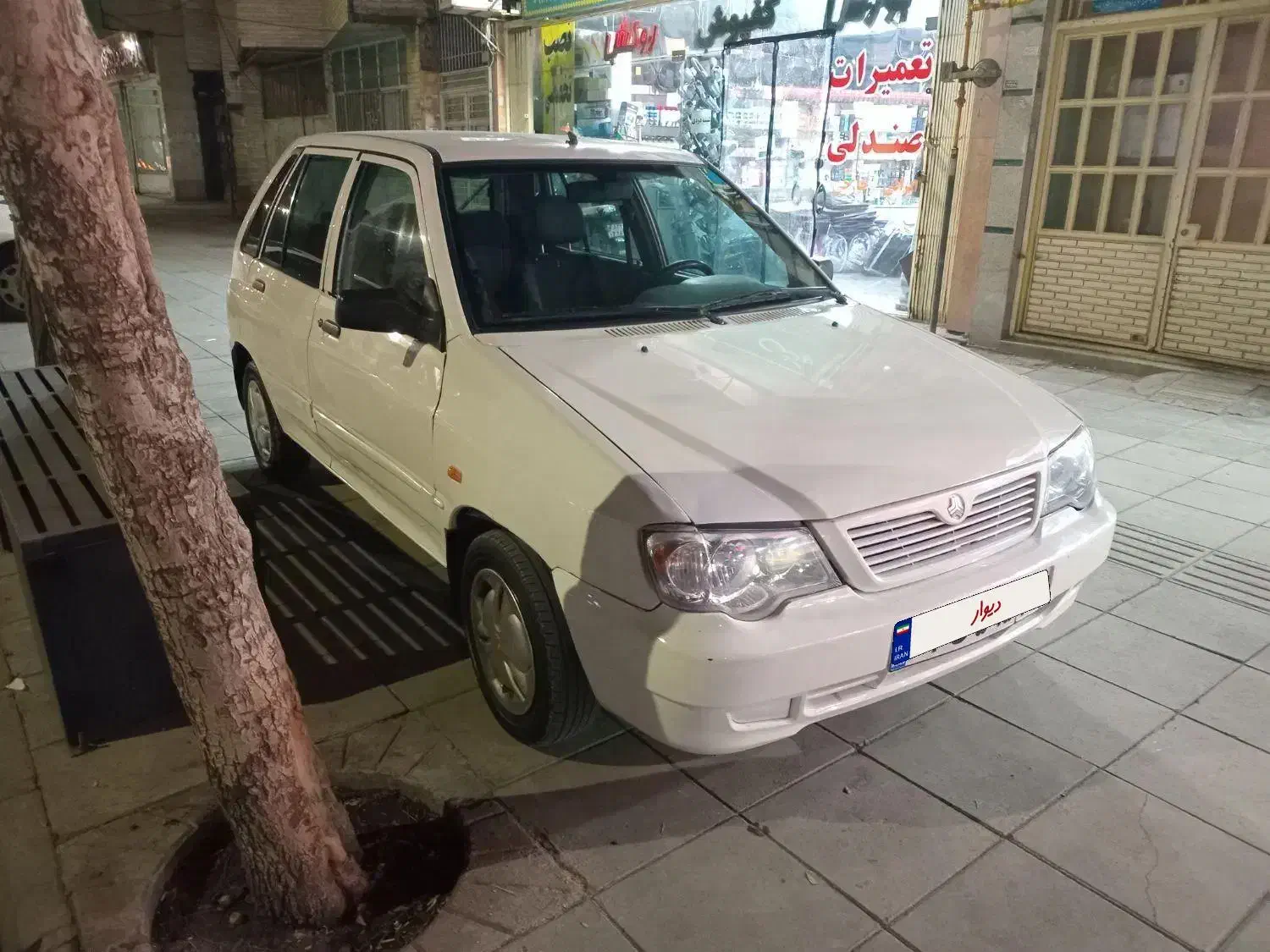 ۱۱۱ مدل ۱۳۸۹|خودرو سواری و وانت|اراک, |دیوار