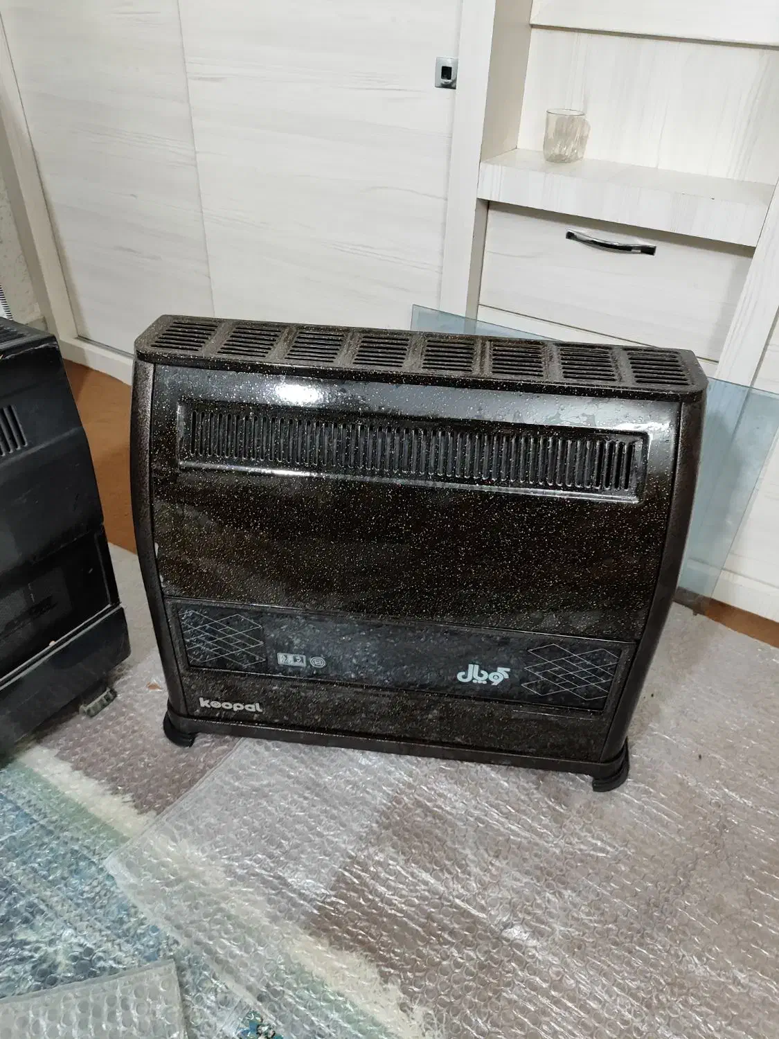 بخاری بزرگ خوب|بخاری، هیتر، شومینه|اصفهان, بابوکان|دیوار