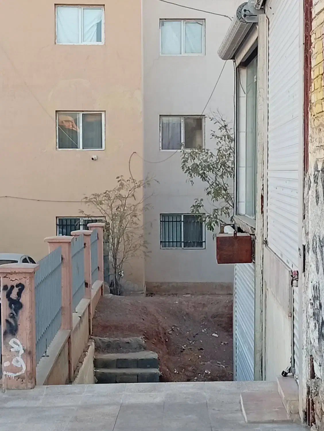 اجاره یک باب مغازه تجاری در پرند|اجارهٔ مغازه و غرفه|پرند, فاز ۶|دیوار